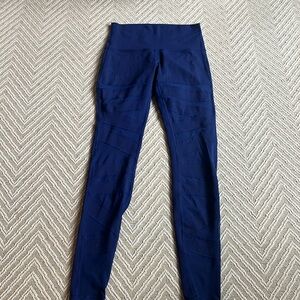 Lululemon Full length  size 8 mesh leggings